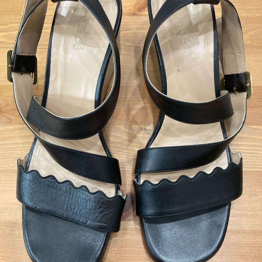 Authentic chloe lauren scalloped crisscross SZ 39.5